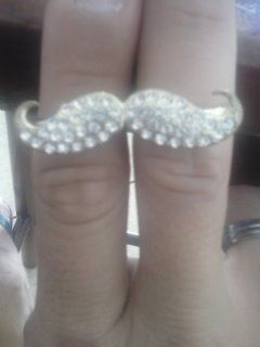 Anel bigode duplo strass