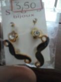 Brinco bigode c/ 3 pares